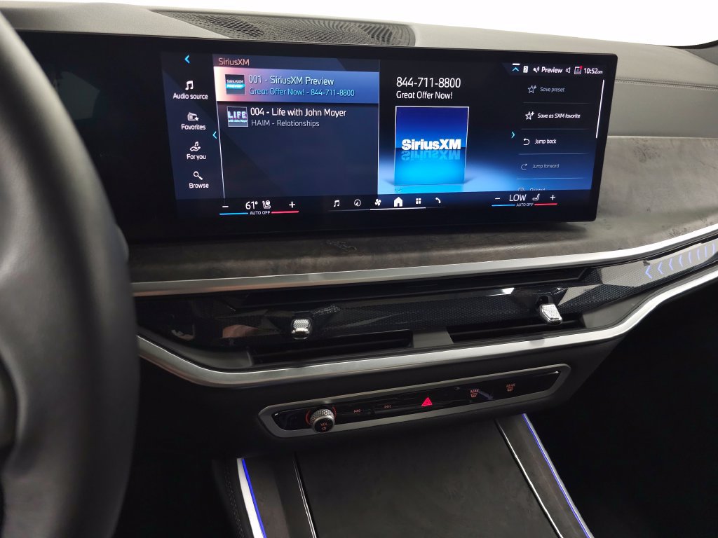 Used 2025 BMW X5 xDrive50e w/ Parking Assistance Package AWD/4WD image 23