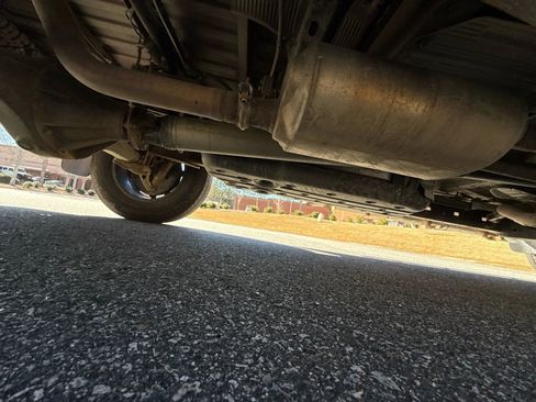 Used 2015 Toyota Tundra SR5 w/ TRD Off Road Package image 33