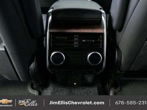 Used 2024 Land Rover Range Rover SE image 20