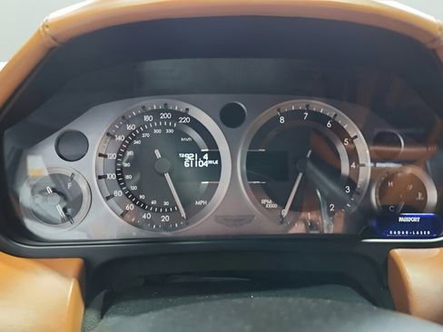 Used 2008 Aston Martin V8 Vantage Roadster image 21