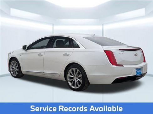 Used 2018 Cadillac XTS FWD image 4