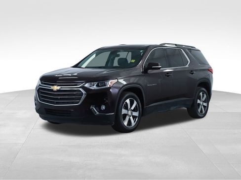 Used 2020 Chevrolet Traverse LT w/ LT Premium Package FWD image 9