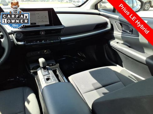 Used 2024 Toyota Prius LE FWD image 14