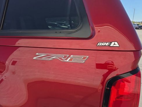 Used 2021 Chevrolet Colorado ZR2 image 14