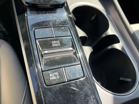 Used 2022 Hyundai Sonata SEL w/ Convenience Package FWD image 19