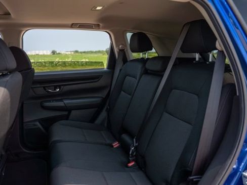 Used 2025 Honda CR-V EX image 15