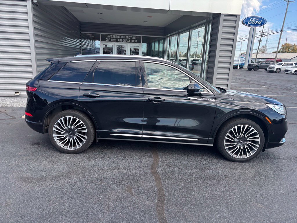 Used 2020 Lincoln Corsair Reserve w/ Equipment Group 202A AWD/4WD image 4