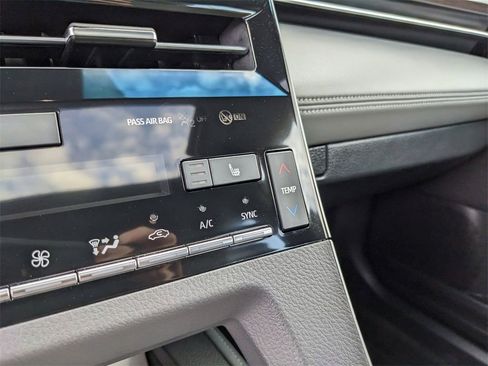 Used 2019 Toyota Avalon XLE w/ Moonroof Package image 26