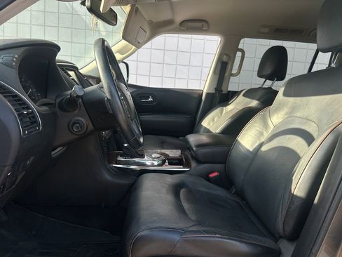 Used 2020 Nissan Armada SL image 3