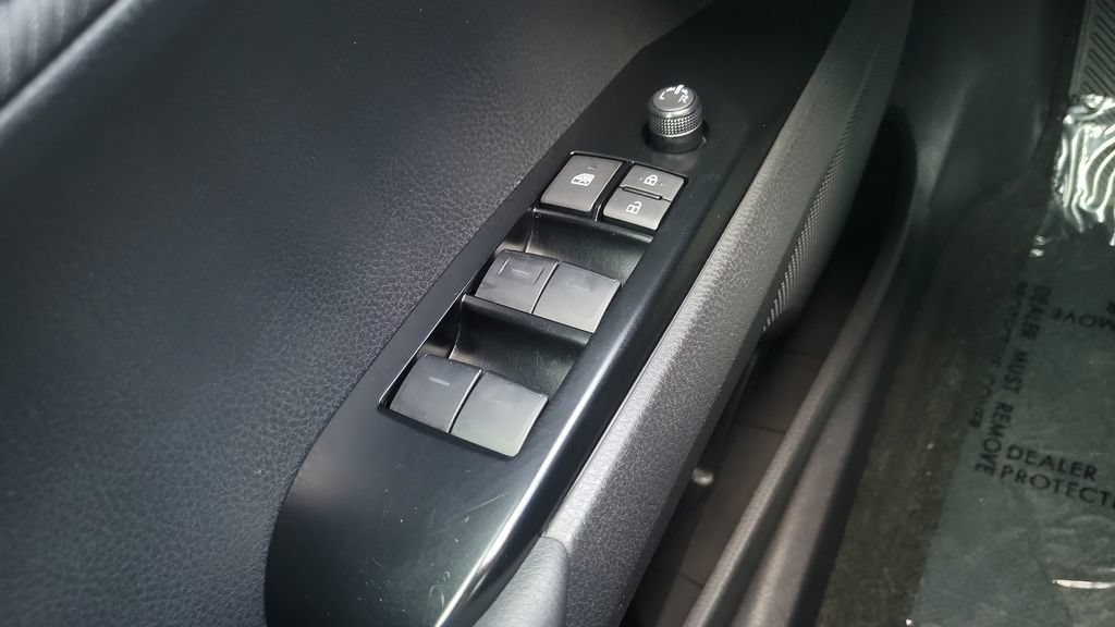 Certified 2025 Toyota Camry SE w/ Convenience Package FWD image 18