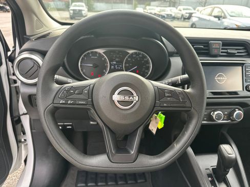 Used 2024 Nissan Versa S w/ Trunk Package image 21