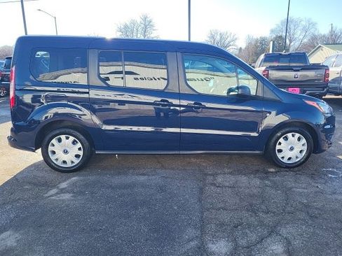 Used 2020 Ford Transit Connect XLT image 21
