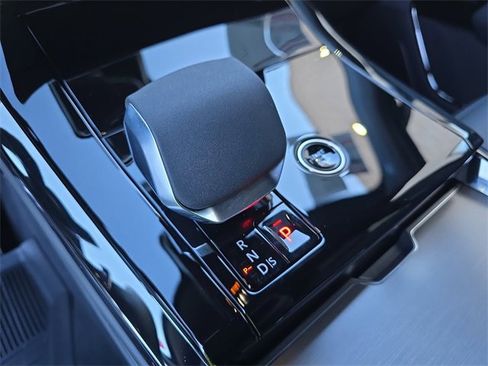 New 2025 Land Rover Range Rover Sport Dynamic SE image 15