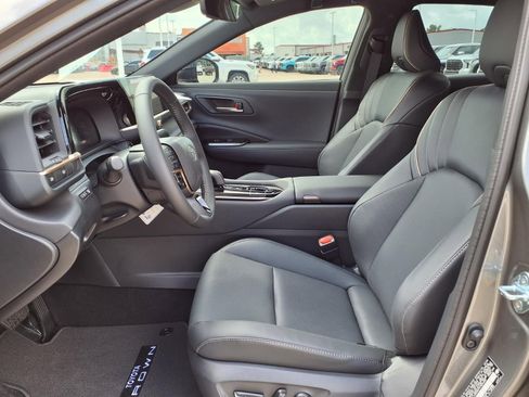 New 2026 Toyota Crown XLE AWD/4WD image 13