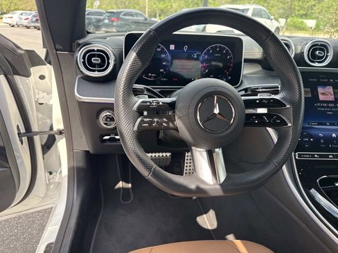 Used 2025 Mercedes-Benz CLE 300 4MATIC Coupe image 20