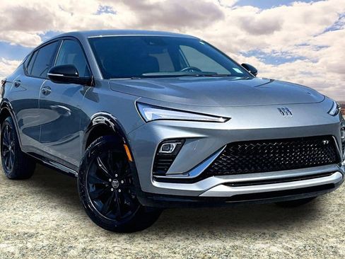 Used 2024 Buick Envista Sport Touring w/ Convenience I Package image 1