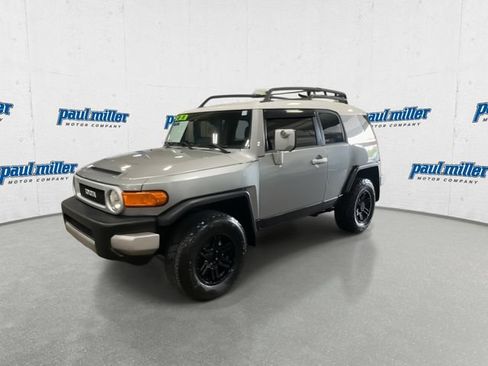 Used 2010 Toyota FJ Cruiser 4WD image 5