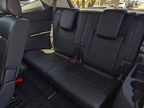 Used 2023 Volkswagen Atlas SE FWD image 10