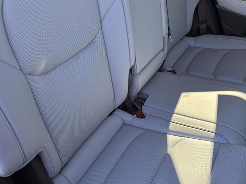 Certified 2026 Genesis GV70 2.5T Advanced image 46