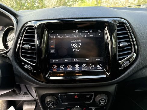 Used 2020 Jeep Compass Limited w/ Luxury Seat Group image 24