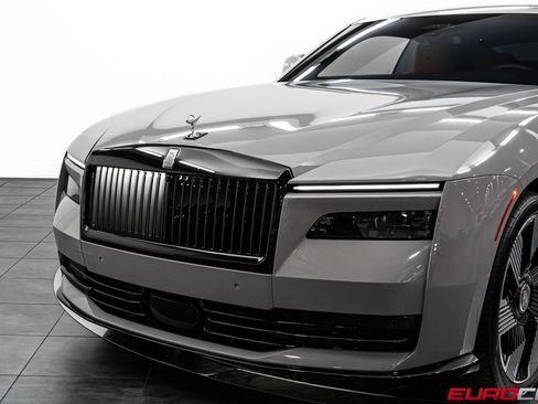 Used 2025 Rolls-Royce Spectre AWD/4WD image 13