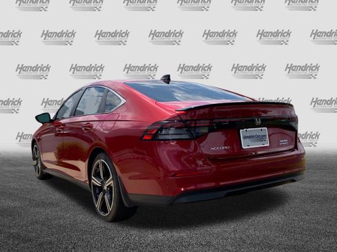 Used 2025 Honda Accord Sport image 8