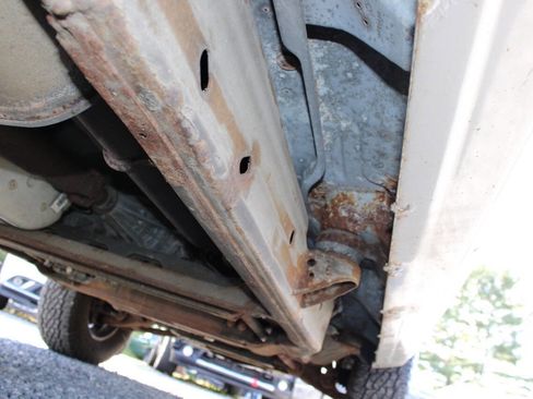 Used 2004 Chevrolet Avalanche 4x4 image 31