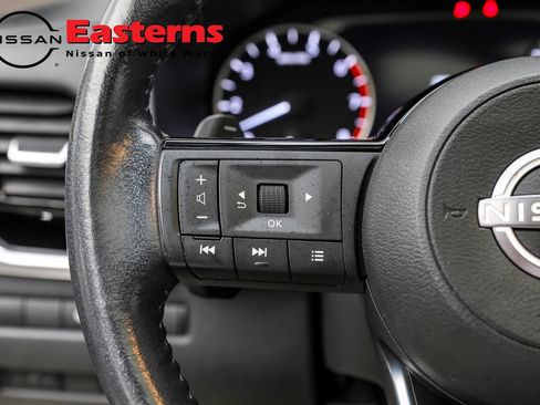 Used 2022 Nissan Rogue SL w/ SL Premium Package image 34