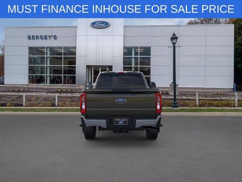 New 2025 Ford F350 XLT w/ FX4 Off-Road Package image 5