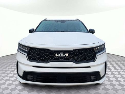 Used 2022 Kia Sorento EX image 9