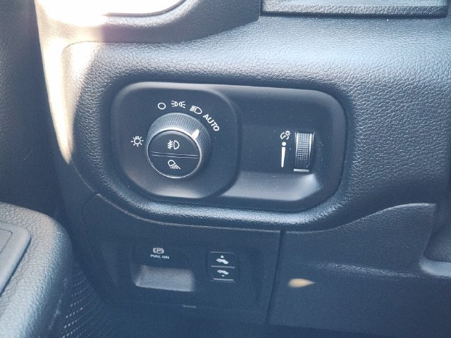 Used 2022 RAM 1500 Big Horn RWD image 22
