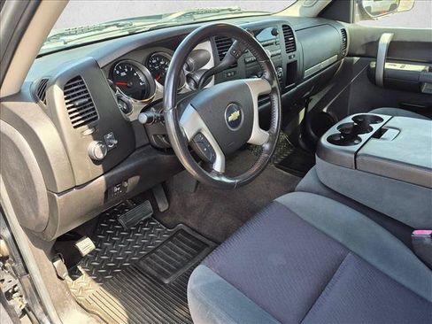 Used 2009 Chevrolet Silverado 3500 LT AWD/4WD image 10
