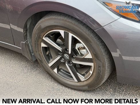 Used 2025 Nissan Sentra SV w/ All-Weather Package FWD image 7