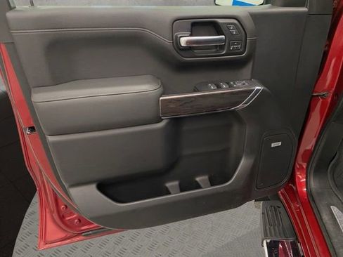 Used 2019 Chevrolet Silverado 1500 LTZ w/ LTZ Plus Package AWD/4WD image 25