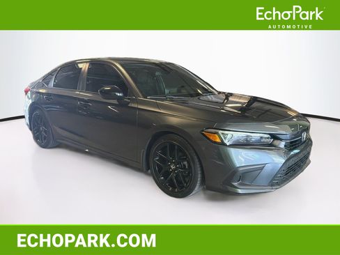 Used 2024 Honda Civic Sport image 1