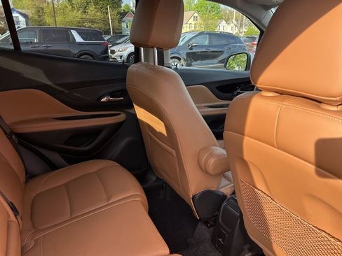 Used 2017 Buick Encore Essence w/ Experience Buick Package AWD/4WD image 11