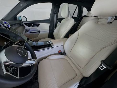 Certified 2026 Mercedes-Benz GLC 300 image 21
