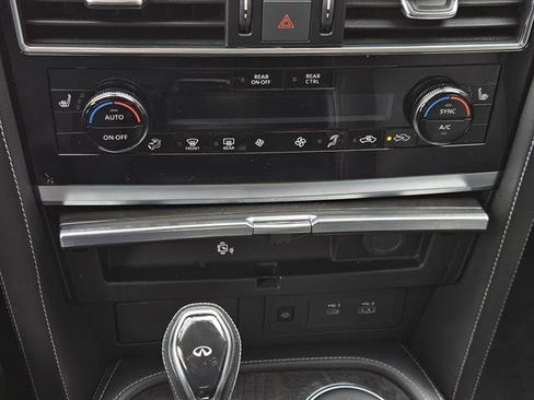 Used 2023 INFINITI QX80 Luxe w/ Cargo Package image 14