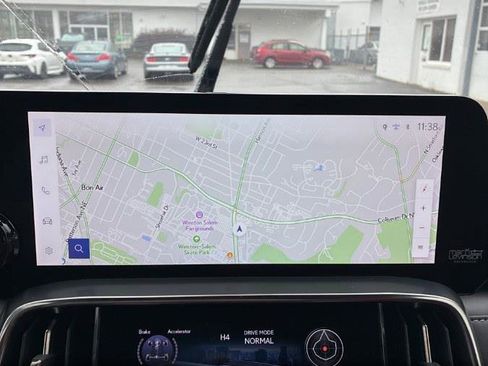 Used 2023 Lexus LX 600 F Sport image 15