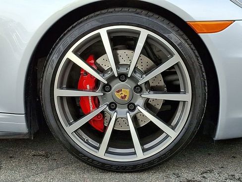 Certified 2015 Porsche 911 Targa 4S AWD/4WD image 12