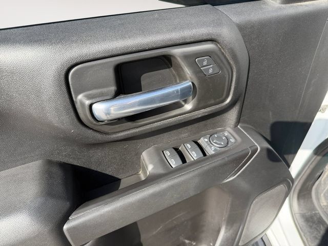 Used 2020 Chevrolet Silverado 2500 Custom w/ Custom Value Package AWD/4WD image 9