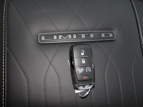 New 2026 RAM 2500 Limited image 23