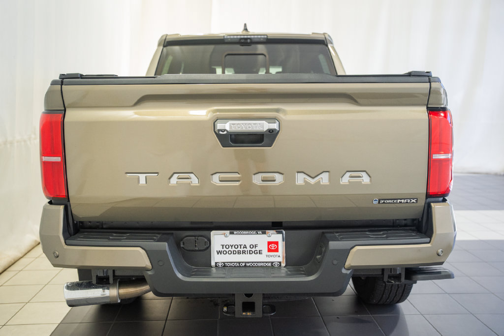 Certified 2025 Toyota Tacoma Limited AWD/4WD image 5