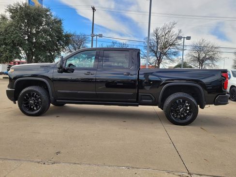 New 2026 Chevrolet Silverado 2500 High Country w/ Midnight Edition AWD/4WD image 2