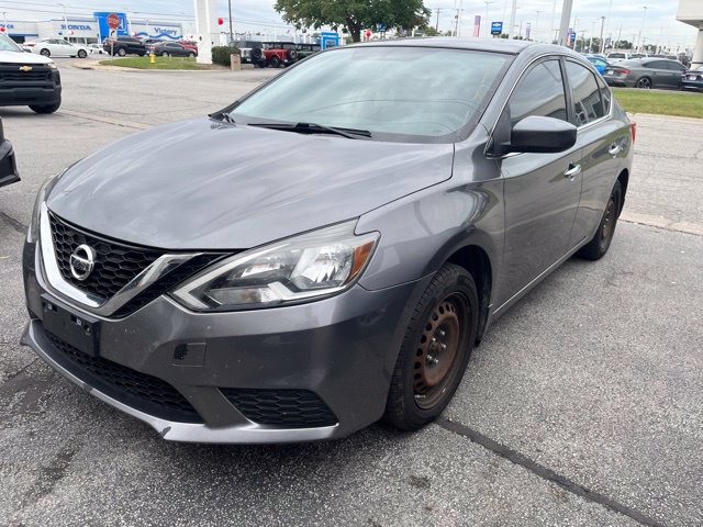 Used 2016 Nissan Sentra S FWD image 1