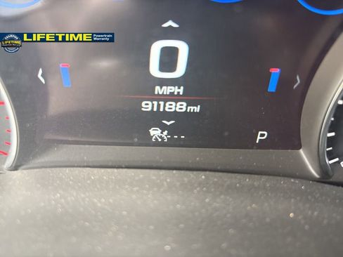 Used 2017 Cadillac XT5 Platinum w/ Driver Assist Package image 27