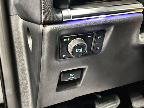 New 2026 Ford Expedition Max Platinum w/ Driver's Package image 16