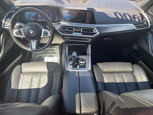 Used 2022 BMW X5 M50i w/ Executive Package AWD/4WD image 25