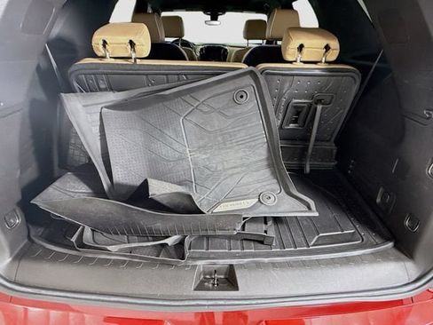 Used 2023 Chevrolet Traverse Premier w/ LPO, Floor Liner Package FWD image 27