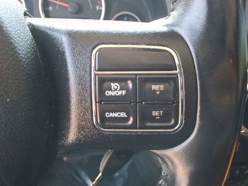 Used 2017 Jeep Wrangler Unlimited Rubicon w/ Connectivity Group image 23